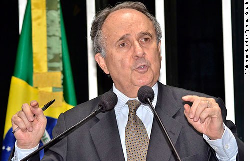 [senador Cristovam Buarque (PDT-DF)]