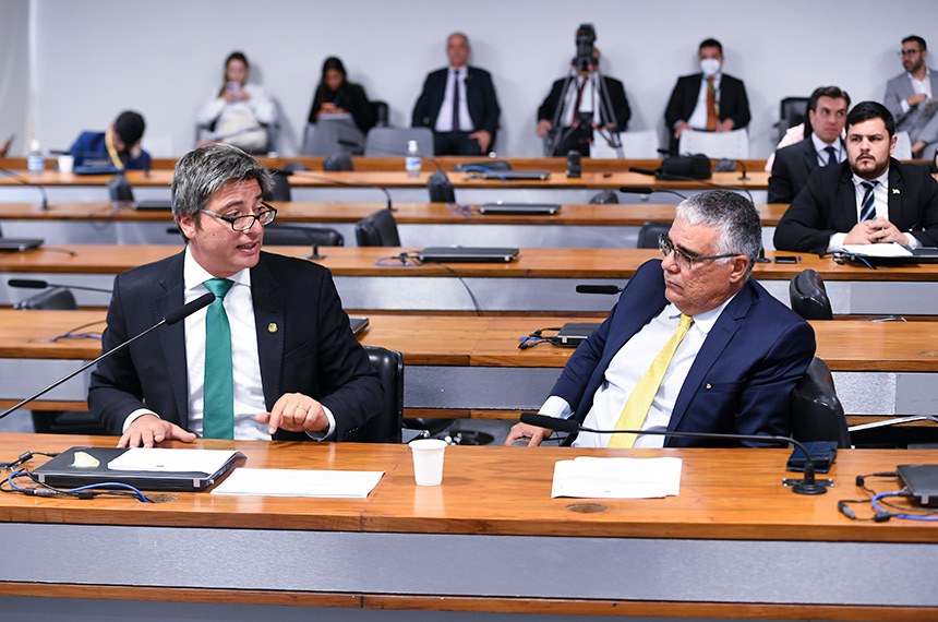Bancada:
senador Carlos Portinho (PL-RJ) - em pronunciamento; 
senador Eduardo Girão (Podemos-CE).