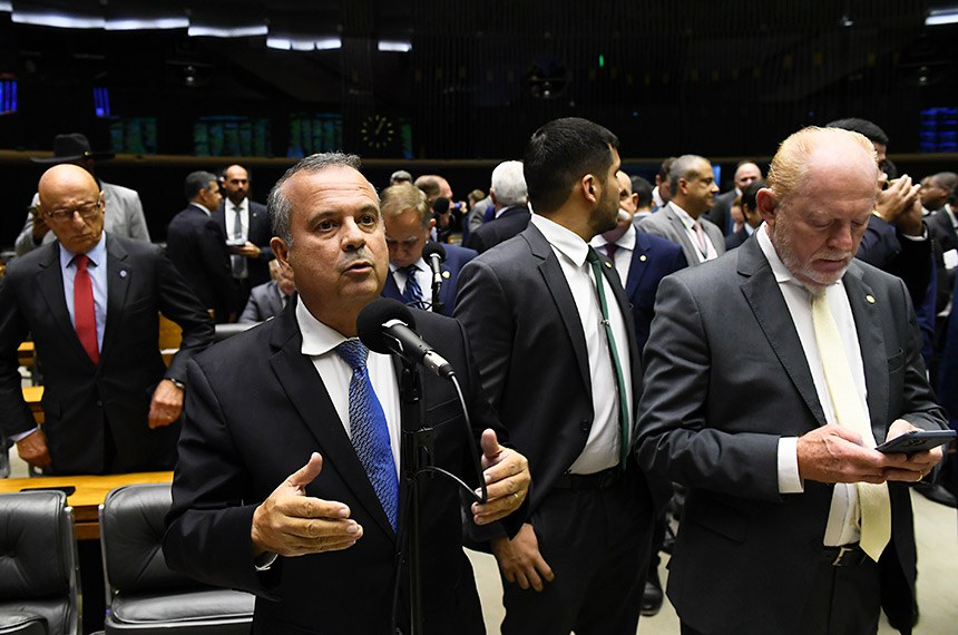 Bancada:
senador Rogerio Marinho (PL-RN) em pronunciamento; 
deputado André Fernades (PL-CE);
deputado Vermelho (PL-PR);
senador Esperidião Amin (PP-SC).