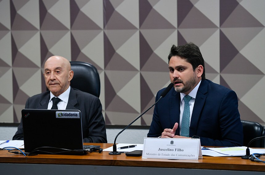 Mesa: 
presidente da CI, senador Confúcio Moura (MDB-RO);
ministro de Estado das Comunicações, Juscelino Filho.