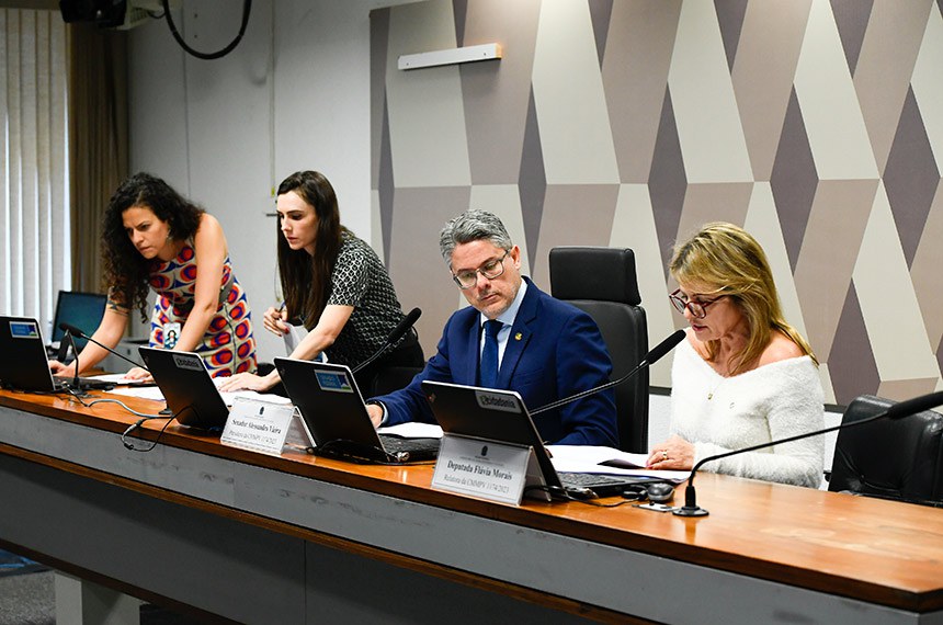Mesa: 
presidente da CMMPV 1.174/2023, senador Alessandro Vieira (MDB-SE); 
relatora da CMMPV 1.174/2023, deputada Flávia Morais (PDT-GO).