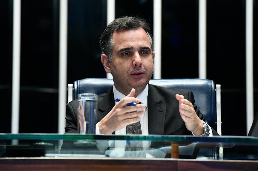 Mesa:
presidente do Senado Federal, senador Rodrigo Pacheco (PSD-MG), em pronunciamento.