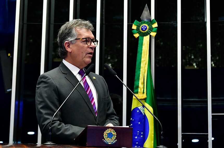 Em discurso, à tribuna, senador Laércio Oliveira (PP-SE).