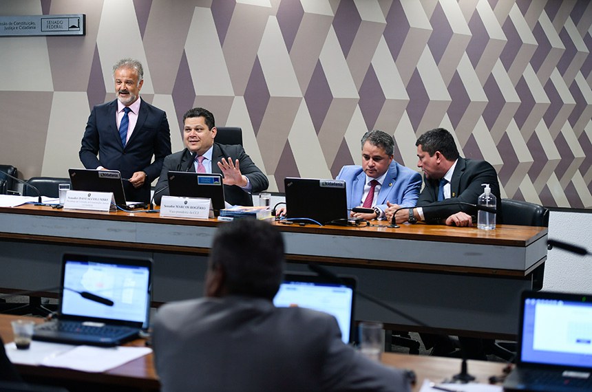 Mesa: 
presidente da CCJ, senador Davi Alcolumbre (União-AP); 
senador Efraim Filho (União-PB);
senador Sergio Moro (União-PR).