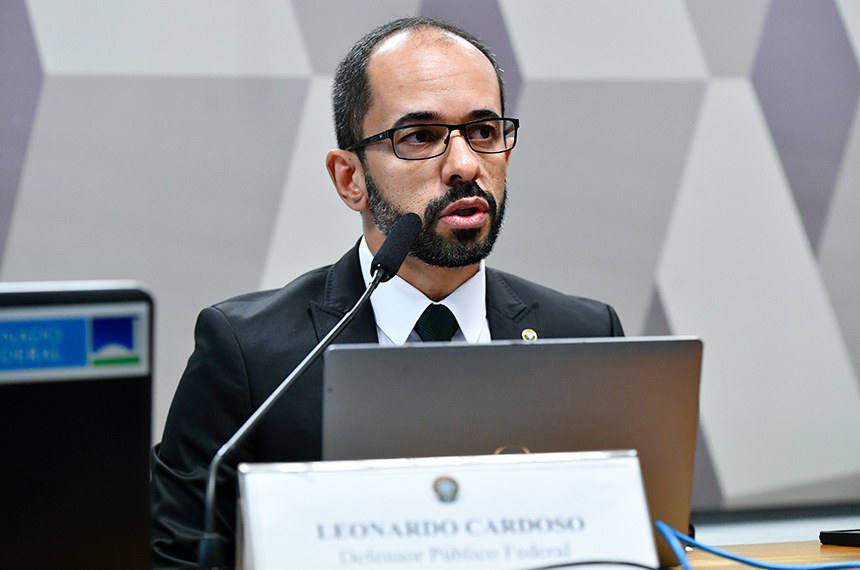 Em pronunciamento, indicado para exercer o cargo de defensor público-geral federal da Defensoria Pública da União (DPU), defensor público Leonardo Cardoso de Magalhães (MSF 87/2023).