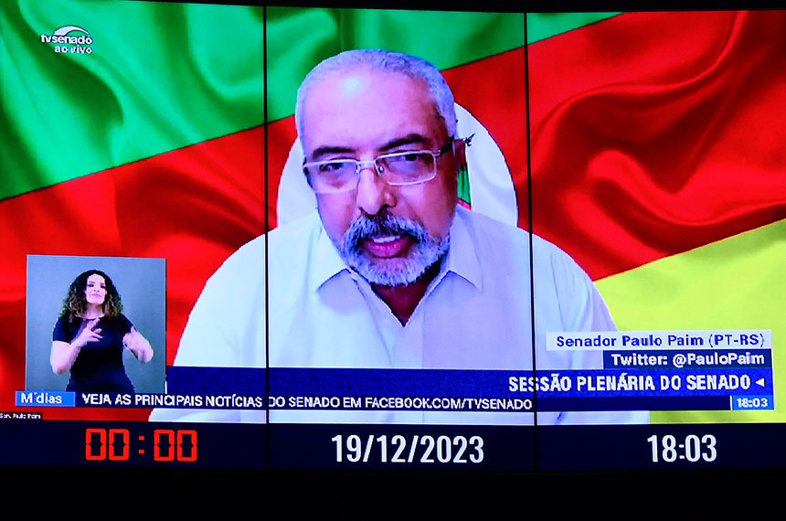 Em pronunciamento via videoconferência, senador Paulo Paim (PT-RS).