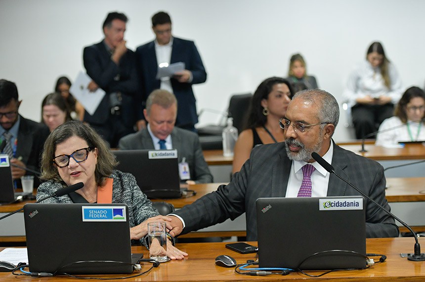 Bancada:
senadora Teresa Leitão (PT-PE);
senador Paulo Paim (PT-RS).