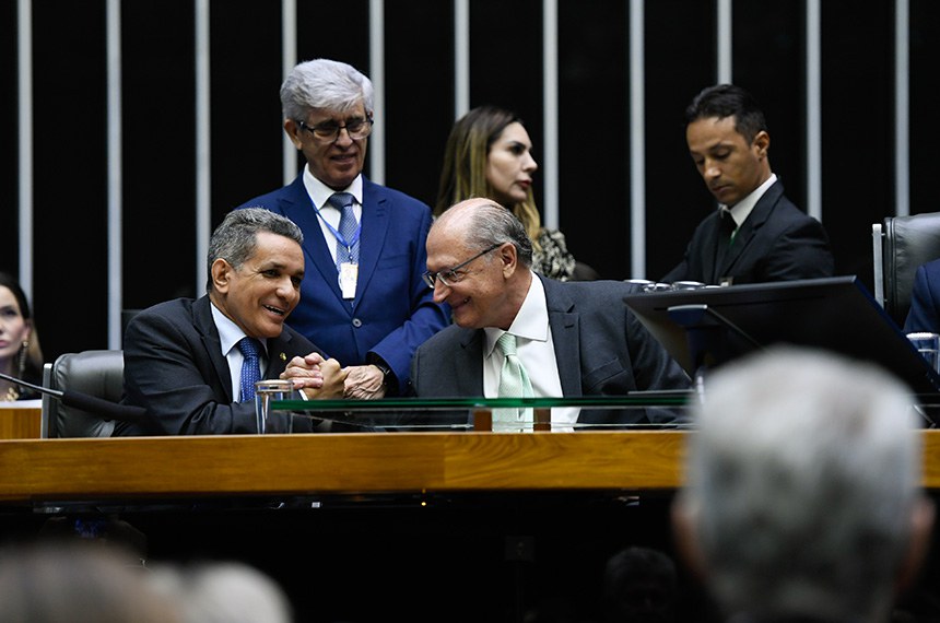 Mesa: 
requerente desta sessão, senador Mecias de Jesus (Republicanos-RR); 
vice-presidente da República e ministro do Desenvolvimento, Indústria, Comércio e Serviços, Geraldo Alckmin.