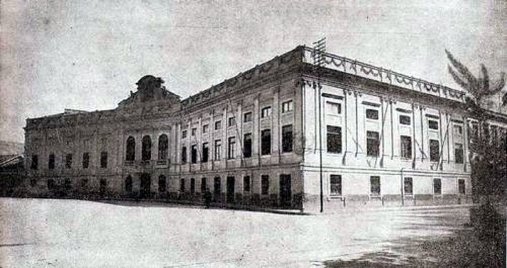 Palácio Conde dos Arcos.jpg
