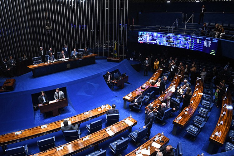 Senado-aprova-isenção-de-tributos-para-quem-fizer-doações-de-medicamentos.jpg