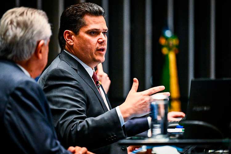 Senado-aprova-novos-critérios-para-prisão-preventiva-e-Alcolumbre-reforça-combate-ao-crime-e-apoio-a-forças-de-segurança.jpg