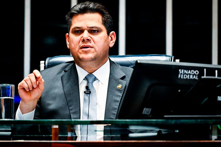 Senado-aprova-projeto-que-desbloqueia-recursos-do-Fundo-Social-para-saúde-e-educação02.jpg
