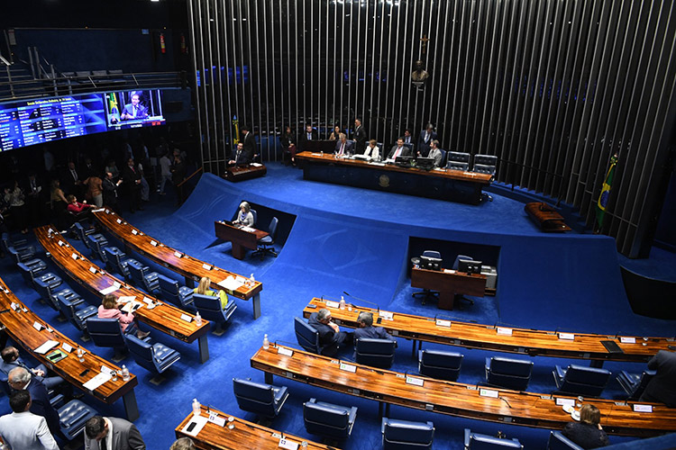 Senado-aprova-uso-de-tornozeleira-por-condenados-por-feminicídio-e-aumento-de-penas-para-crimes-sexuais-contra-vulneráveis-02.jpg
