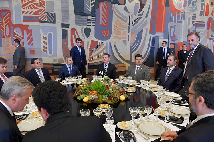 Presidente do Senado participa de almoço com presidente do Paraguai. Foto: Marcos Brandão