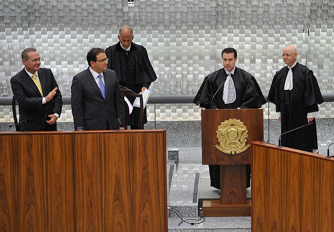 Presidente do Senado, Renan Calheiros (PMDB-AL), na posse do desembargador Néfi Cordeiro no Superior Tribunal de Justiça (STJ). Foto: Jonas Pereira