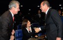 Presidente Renan Calheiros cumprimenta Beth Goulart - Foto: Jane de Araújo