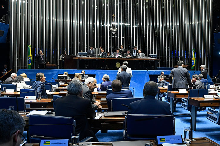 Senado aprova recursos do pré-sal para estados e municípios. Foto: Marcos Oliveira