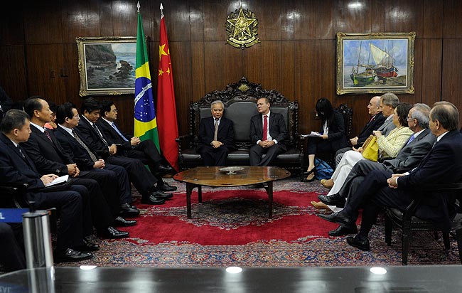 Comitiva Chinesa é recebida pelo Presidente Renan Calheiros - Foto: Jane de Araújo