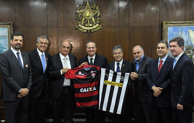 Clube dos 13 se reúne com presidente do Senado  - Foto: Marcos Oliveira