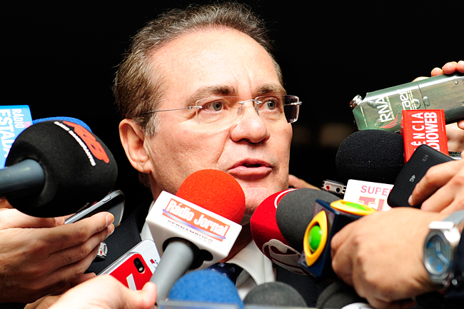 Renan diz que veto ao financiamento privado  de campanha não será votado nesta semana. Foto: Jonas Pereira