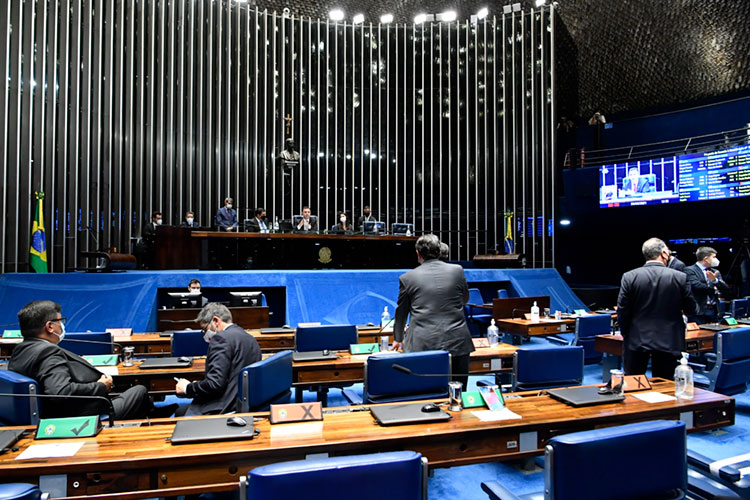 Senado conclui votação da PEC Emergencial e garante novo auxílio financeiro à população