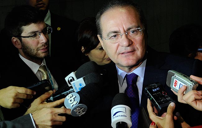 Renan Calheiros reafirma compromisso de voto aberto para cassação de deputados e senadores - Foto: Jane de Araújo