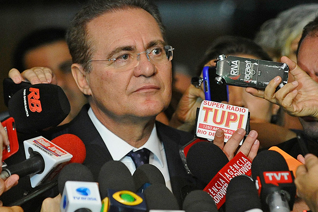 Maioria decidirá o que fazer sobre a prisão do senador Delcídio do Amaral, diz Renan. Foto: Marcos Oliveira