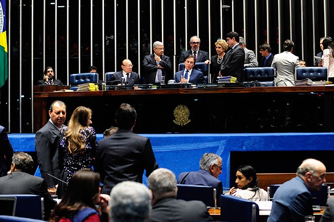Plenário do Senado aprova fim do foro especial em segundo turno. Foto: Jonas Pereira