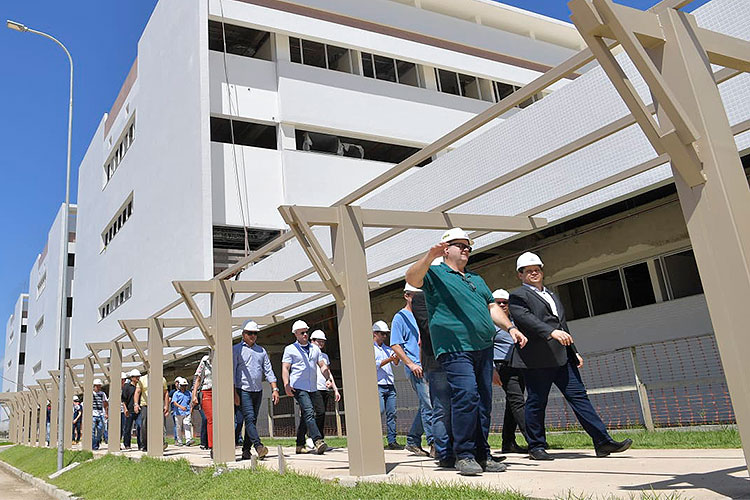 Davi visita Hospital Universitário do Amapá. Foto: Marcos Brandão