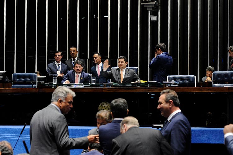 Senadores aprovam a destinação de imóveis do INSS para a União. Foto: Jonas Pereira