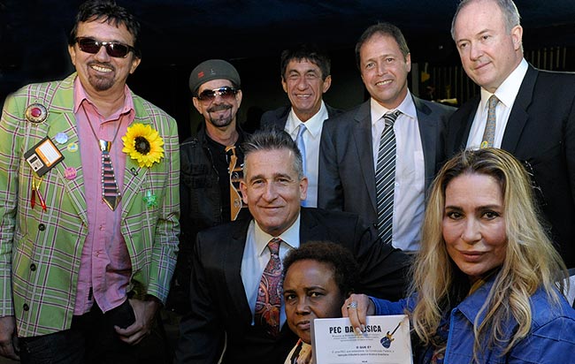 Renan anuncia para esta quarta-feira (11) votação da PEC da Música - Foto: Marcos Oliveira