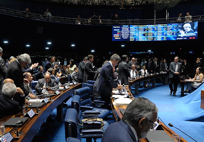 Plenário aprova PEC que proíbe criar despesas sem indicar fonte de recurso. Foto: Jonas Pereira