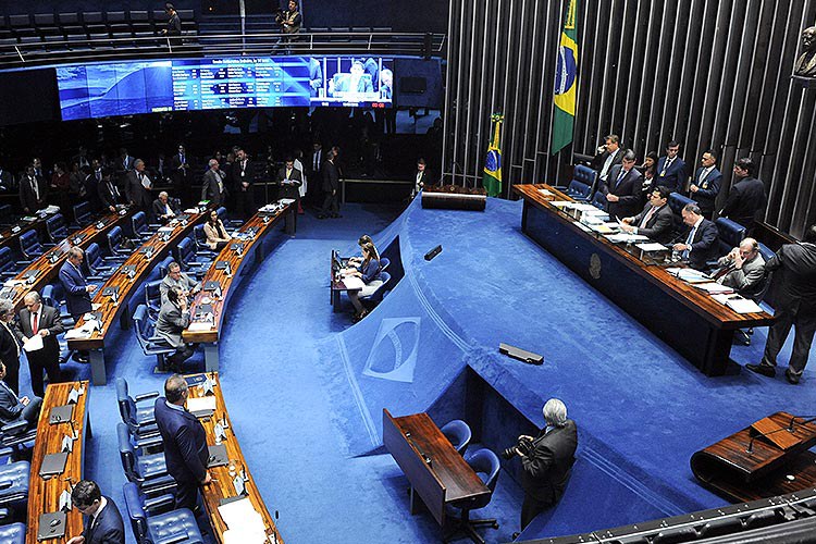 “O Parlamento demonstra força e respeito à vida dos brasileiros e das futuras gerações”, diz Davi. Foto: Roque de Sá