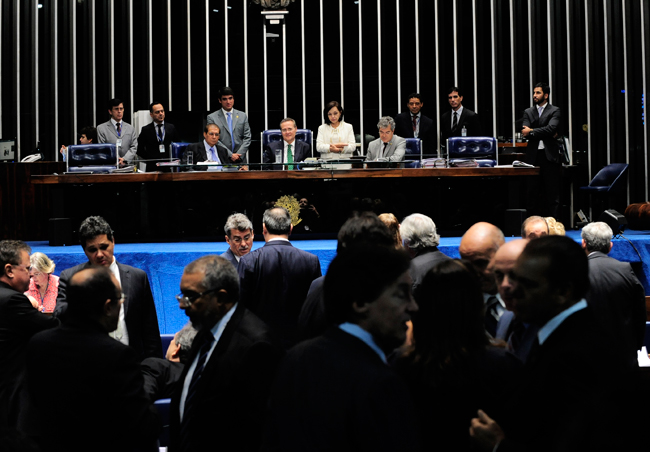 Plenário aprova nova lei de arbitragem. Foto: Marcos Oliveira