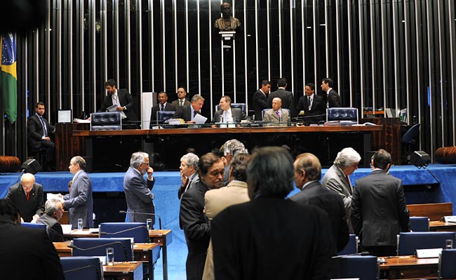Presidente do senado, Renan Calheiros (PMDB-AL), envia à sanção terceira MP do ajuste fiscal Foto: Jane de Araújo