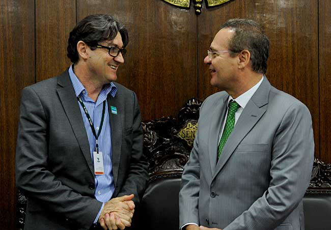 Presidente do Instituto Chico Mendes de Conservação da Biodiversidade, Roberto Ricardo Vizentin, visita Renan. Foto: Jane de Araúo