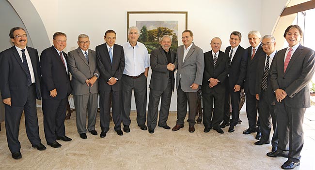 Em encontro com o presidente do senado Renan Calheiros (PMDB-AL), Lula defende maior participação do PMDB no governo. Foto: Ricardo Stuckert
