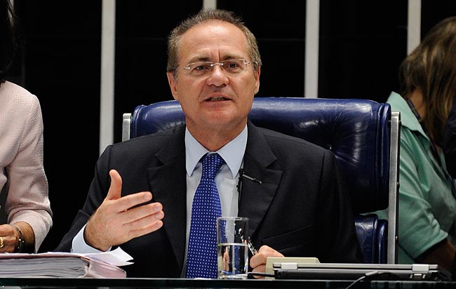 Renan anuncia resultado da sessão do Congresso que analisou vetos presidenciais - Foto: Jonas Pereira