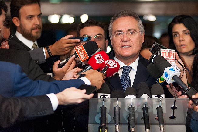 Renan reitera apelo pela reforma política. Foto: Pedro França