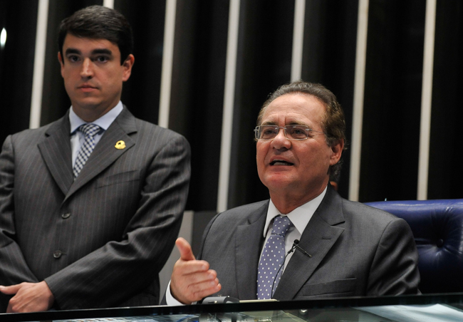 Renan Calheiros (PMDB-AL) anuncia votação da reforma política. Foto: Jonas Pereira