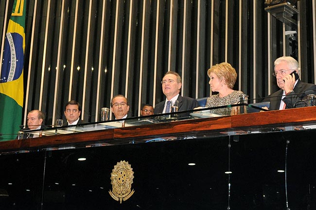 Nesta terça-feira (27), o presidente do Senado, Renan Calheiros (PMDB-AL), presidiu sessão temática, no plenário, sobre o Regime Tributário do Simples Nacional. Foto: Jane de Araújo