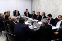 Renan se reúne com líderes para decidir sobre apreciação de vetos no Congresso. Foto: Jonas Pereira