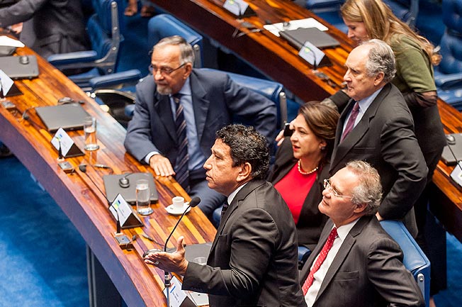 Senadores aprovam projeto que torna inelegível agente público acusado de prostituição infantil. Foto: Jonas Pereira