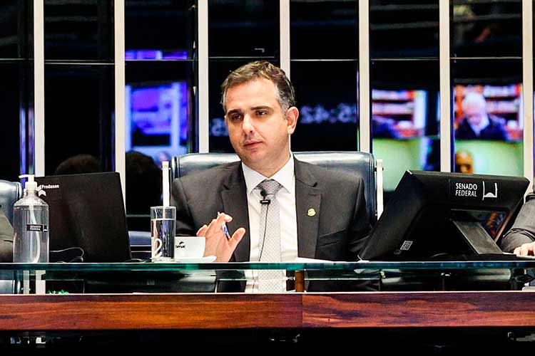 Senado aprova PEC que eleva valor de benefícios e inclui categorias de trabalhadores em auxílios sociais