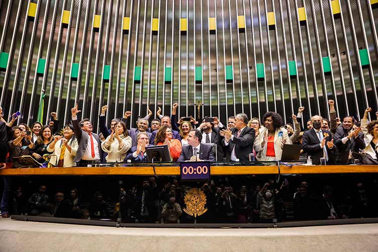 Conduzido por Rodrigo Pacheco, Congresso garante socorro financeiro ao setor cultural do país 