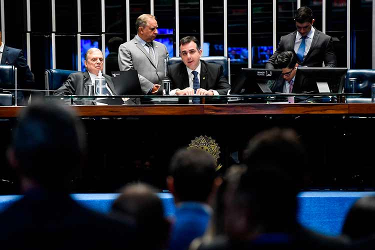 Senado aprova projeto que amplia acesso de estudantes ao Programa Universidade para Todos (Prouni)