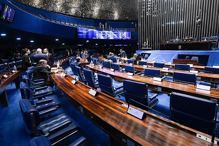 Senado garante o pagamento do Auxílio Brasil de R$ 600 até dezembro de 2022