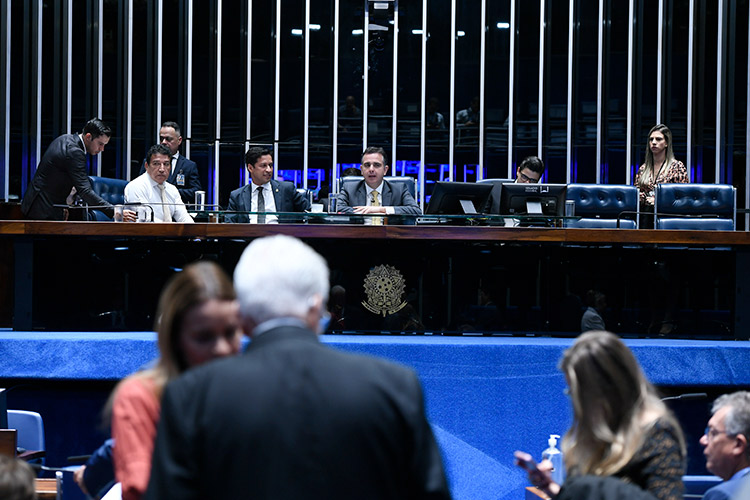 Senado-aprova-acordo-de-colaboração-com-o-Quênia-na-área-de-educação.jpg