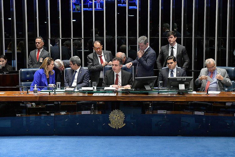 Senado-aprova-auxílio-aluguel.jpg