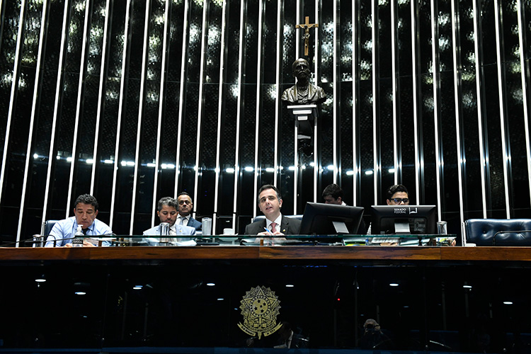 Senado-aprova-indicações-a-embaixadas.jpg